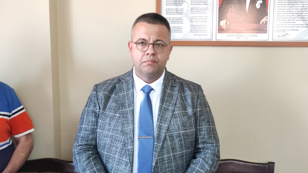 Dinar’ın yadigarı olan dernek, İmrak’a emanet | Edirne Ahval Gazetesi WhatsApp Image 2024 05 22 at 20.31.50 1 | Edirne Ahval Gazetesi