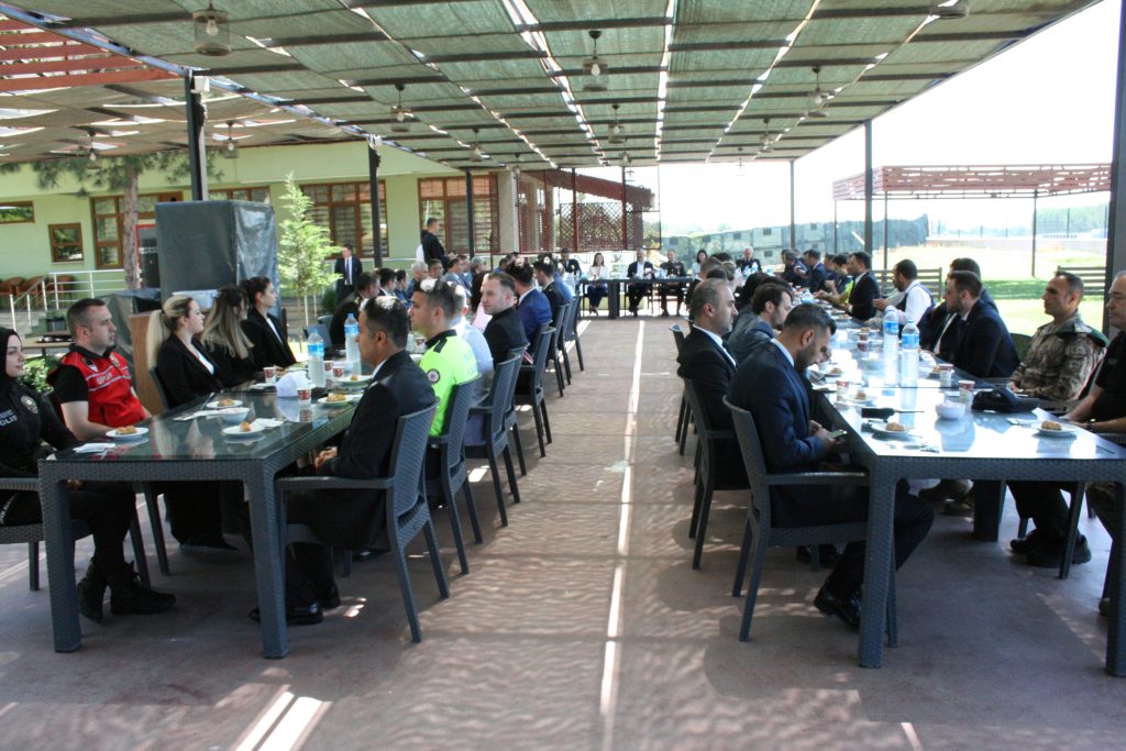 Protokolden bayram ziyaretleri | Edirne Ahval Gazetesi IMG 3554 | Edirne Ahval Gazetesi