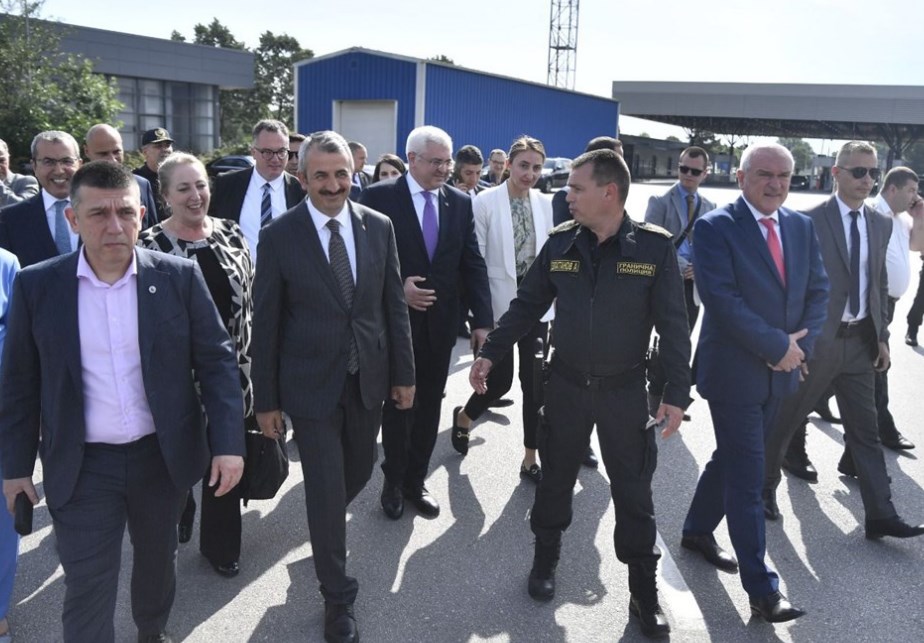 Bulgaristan sınır kapılarını genişletecek | Edirne Ahval Gazetesi Screenshot 2 5 | Edirne Ahval Gazetesi