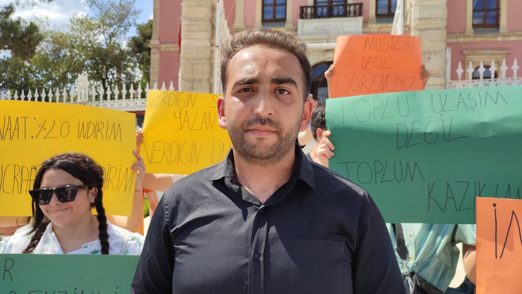 Öğrenciler ulaşım zammına ses yükseltti | Edirne Ahval Gazetesi WhatsApp Image 2024 06 07 at 16.17.55 | Edirne Ahval Gazetesi