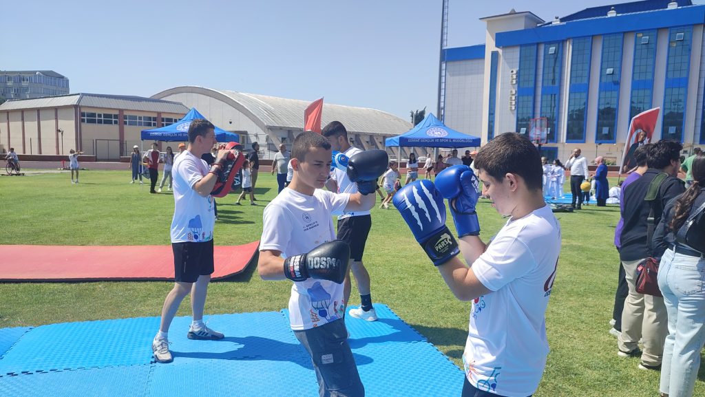 Yaz spor okulu açıldı | Edirne Ahval Gazetesi WhatsApp Image 2024 06 27 at 13.22.24 | Edirne Ahval Gazetesi