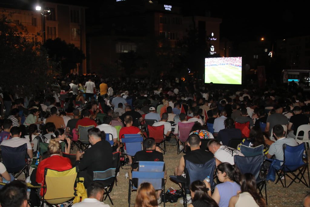 Bu akşam millilerin gözü çeyrek finalde! | Edirne Ahval Gazetesi 449133609 865009922325491 5681839599291534814 n | Edirne Ahval Gazetesi