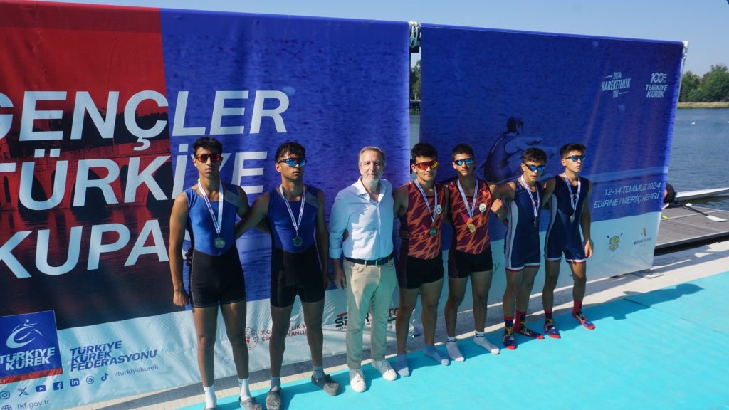 İlk parkurun ilk kupaları sahiplerini buldu | Edirne Ahval Gazetesi WhatsApp Image 2024 07 14 at 14.55.59 2 | Edirne Ahval Gazetesi