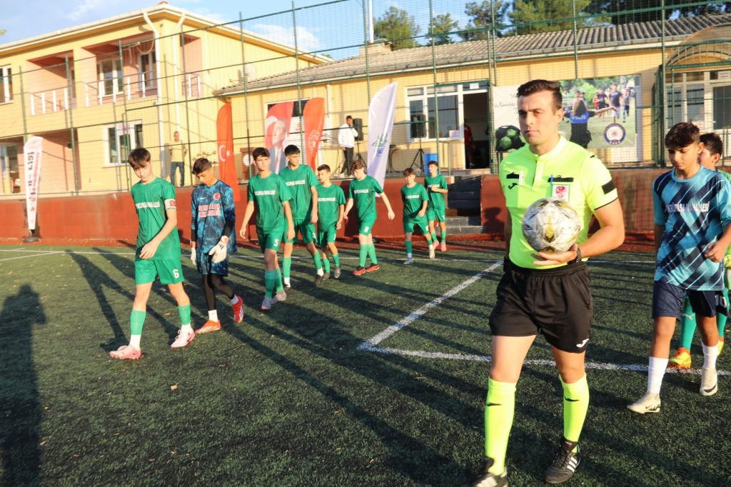 Yaz Mahalle Ligi’ne şampiyon Sarıcapaşa! | Edirne Ahval Gazetesi WhatsApp Image 2024 08 29 at 21.23.42 | Edirne Ahval Gazetesi