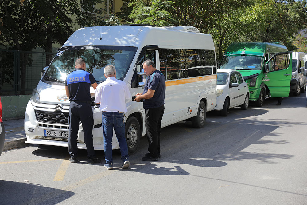 Okul servisleri denetleniyor | Edirne Ahval Gazetesi | Edirne Ahval Gazetesi