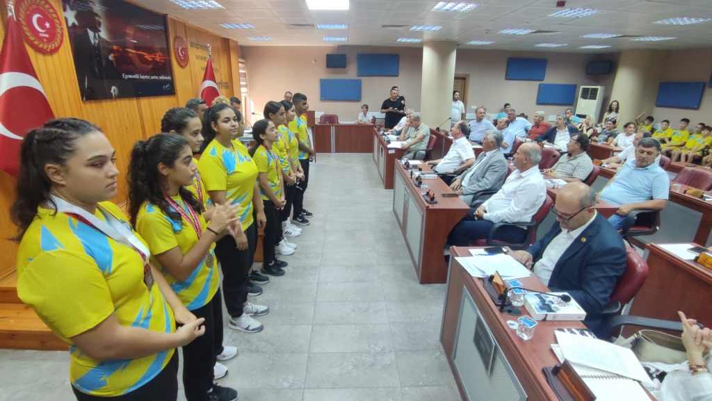 Özel İdare’nin sporcuları başarılarıyla mecliste | Edirne Ahval Gazetesi WhatsApp Image 2024 09 04 at 15.31.38 | Edirne Ahval Gazetesi