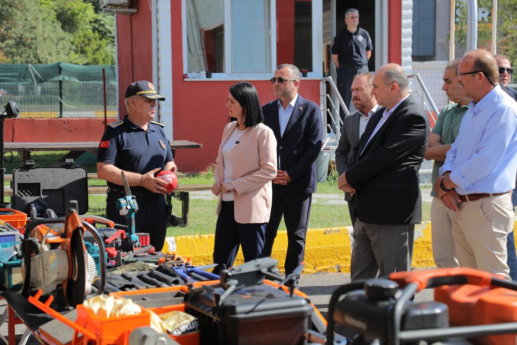 Gencan Akın'dan İtfaiye Müdürlüğü'ne ziyaret | Edirne Ahval Gazetesi yCRDvrJN1lOUgVgjAYw4JORcnVFjbkfxConkDZrG | Edirne Ahval Gazetesi