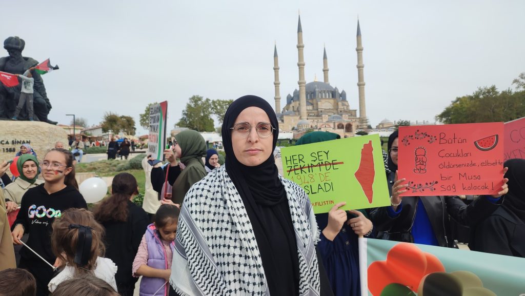 Balonlar Filistin için bırakıldı | Edirne Ahval Gazetesi WhatsApp Image 2024 10 13 at 17.04.21 | Edirne Ahval Gazetesi
