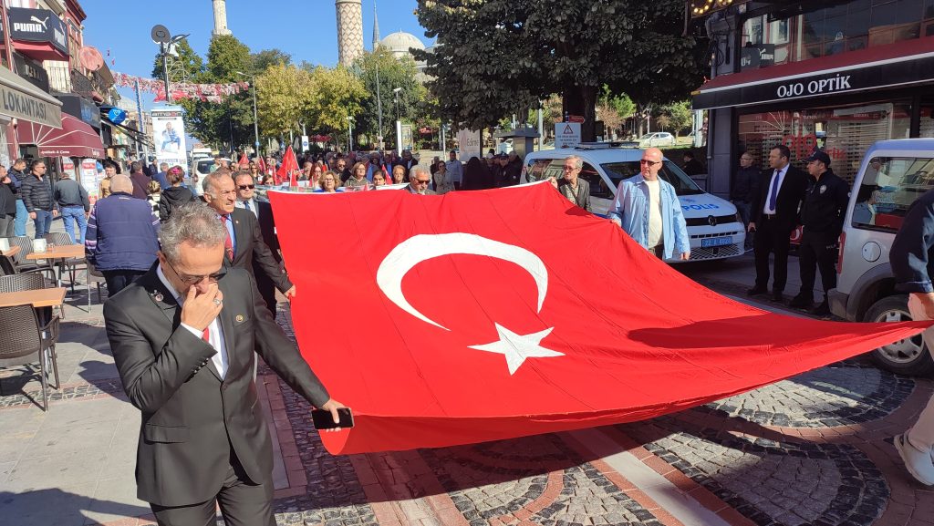 TEMAD’ın kuruluşu ve Astsubaylar Günü kutlandı | Edirne Ahval Gazetesi WhatsApp Image 2024 10 17 at 14.19.28 | Edirne Ahval Gazetesi