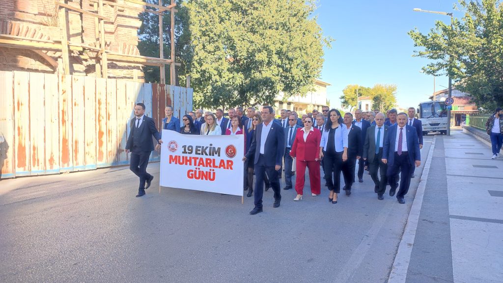 Demokrasinin temel taşı muhtarların günü! | Edirne Ahval Gazetesi WhatsApp Image 2024 10 19 at 15.22.15 | Edirne Ahval Gazetesi
