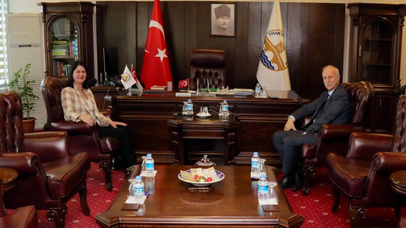 Başkan Gencan Akın'dan Rektör Hatipler'e ziyaret | Edirne Ahval Gazetesi baskan gencan akin rektor hatipleri ziyaret etti 2 | Edirne Ahval Gazetesi