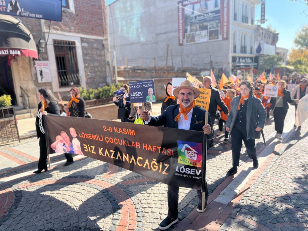 LÖSEV’den farkındalık yürüyüşü | Edirne Ahval Gazetesi WhatsApp Image 2024 11 05 at 16.25.12 2 | Edirne Ahval Gazetesi