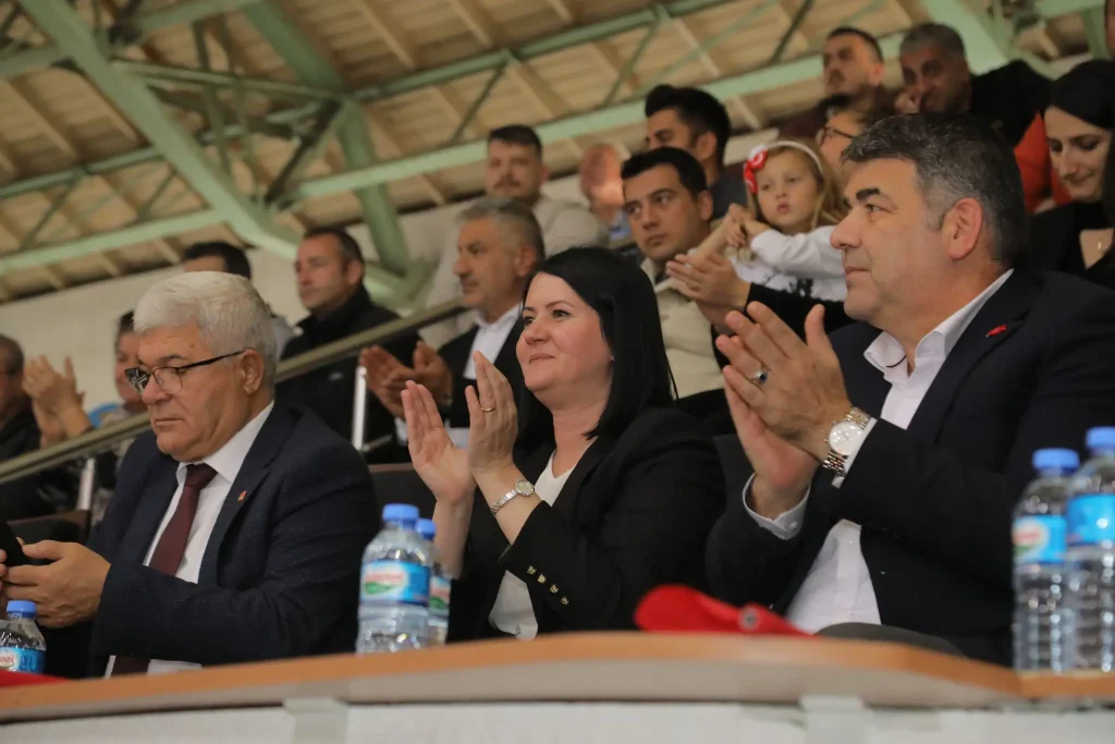 Başkandan motivasyon ziyareti | Edirne Ahval Gazetesi WhatsApp Image 2024 11 11 at 2.47.36 PM 20241111150344308 | Edirne Ahval Gazetesi