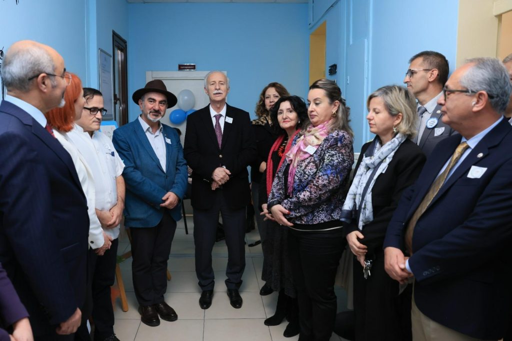 Çocuk-Ergen Diyabet ve Obezite Uygulama Ünitesi açıldı | Edirne Ahval Gazetesi WhatsApp Image 2024 11 14 at 16.37.09 2 | Edirne Ahval Gazetesi