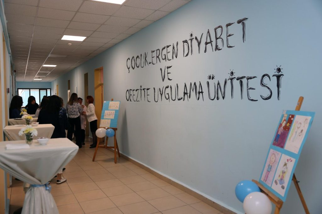 Çocuk-Ergen Diyabet ve Obezite Uygulama Ünitesi açıldı | Edirne Ahval Gazetesi WhatsApp Image 2024 11 14 at 16.37.18 | Edirne Ahval Gazetesi