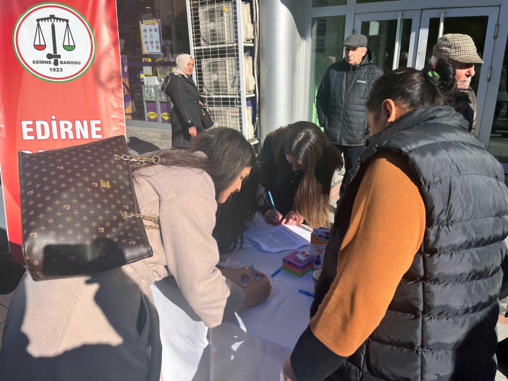 Kadına yönelik şiddetle mücadele önerisi vatandaşlardan! | Edirne Ahval Gazetesi WhatsApp Image 2024 11 25 at 15.56.59 5 | Edirne Ahval Gazetesi