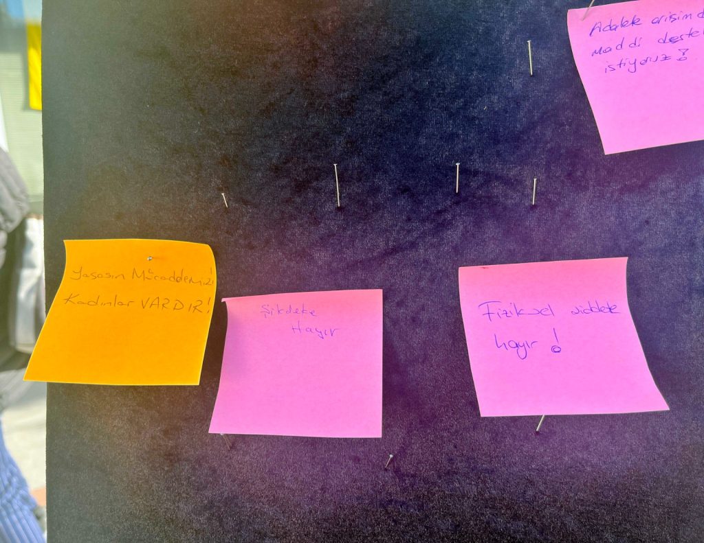 Kadına yönelik şiddetle mücadele önerisi vatandaşlardan! | Edirne Ahval Gazetesi WhatsApp Image 2024 11 25 at 15.56.59 7 | Edirne Ahval Gazetesi