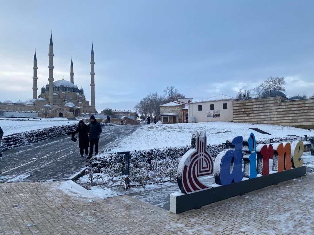 Edirne, güne beyaz örtüyle uyandı | Edirne Ahval Gazetesi WhatsApp Image 2025 02 19 at 09.32.17 | Edirne Ahval Gazetesi