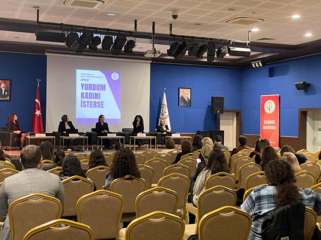 Kadınlar ‘Yurdum Kadını İsterse’ söyleşisinde buluştu | Edirne Ahval Gazetesi WhatsApp Image 2025 03 07 at 15.21.31 1 | Edirne Ahval Gazetesi