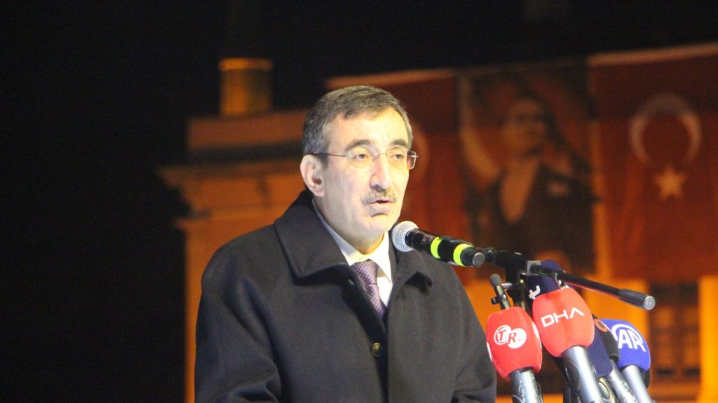 Selimiye’nin gölgesinde Balkanlar’ı buluşturan iftar! | Edirne Ahval Gazetesi WhatsApp Image 2025 03 25 at 22.44.59 4 | Edirne Ahval Gazetesi