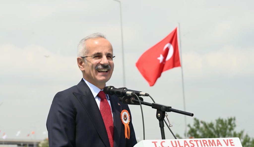 Bayramda otoyollardan 8,4 milyon araç geçti | Edirne Ahval Gazetesi WhatsApp Image 2025 04 03 at 10.38.43 | Edirne Ahval Gazetesi